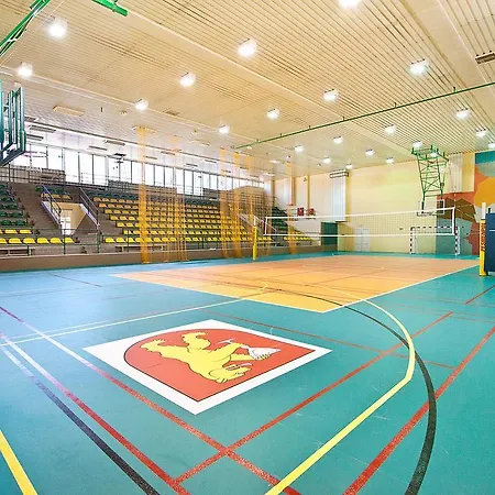 Stronski Park Aktywnosci Jaskinia Niedzwiedzia Stronie Śląskie